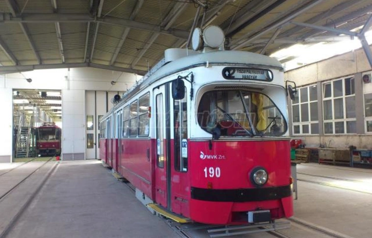 Vásároljon bécsi villamost kevesebb mint 2 millióért!