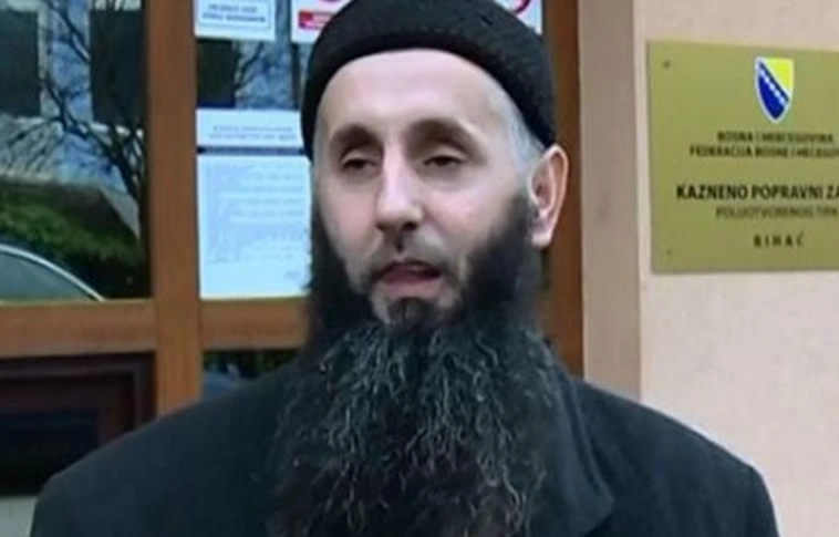Toborzás vádjával hét év börtönbüntetésre ítéltek egy boszniai imámot