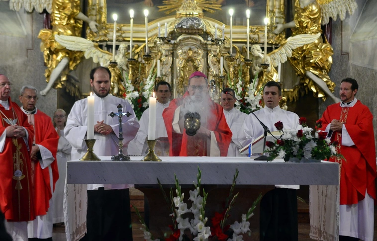 Péter-Pál búcsúja a mindszenti templomban