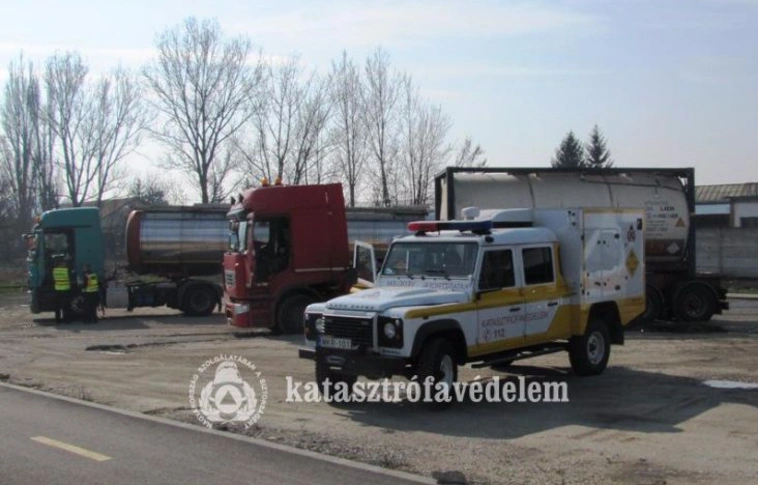 Huszonnégy órás ellenőrzést tartott az utakon a katasztrófavédelmi mobil labor