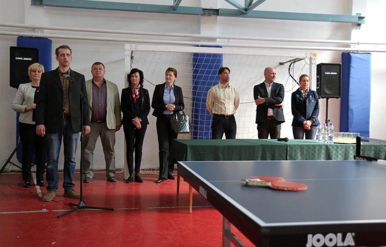 Sporteszközöket kaptak a Martin-kertvárosi iskolások
