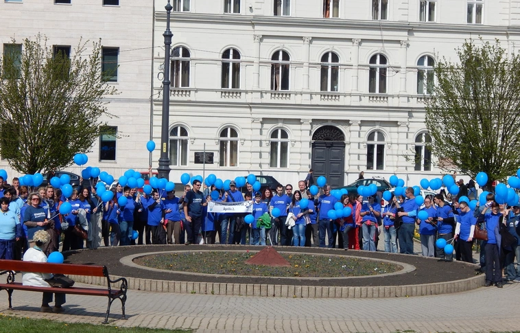 Idén is lesz „Kék Séta” Miskolcon az Autizmus Világnapján