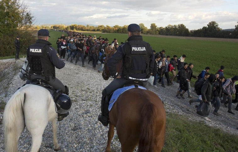 Horvátország sem fogadja a migránsokat, ha Ausztria vagy Szlovénia lezárja határait