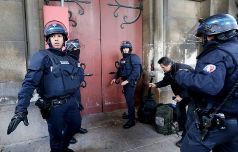 Francia prevenció - 118 házkutatás és 25 előállítás