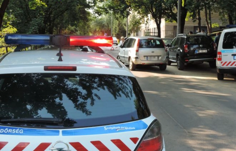 Két autó ütközött össze a Katowice úton