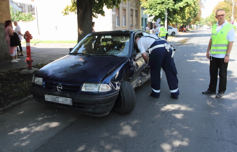 Baleset miatt lezárták a Soltész Nagy Kálmán utca egy szakaszát szerdán