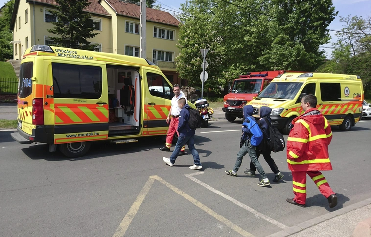 Harminckilenc gyereket vittek kórházba egy csepeli iskolából