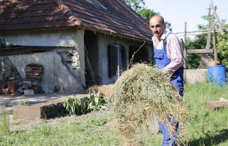 A fővárosból egy borsodi szellemfaluba "menekült" az épitőipari vállalkozó
