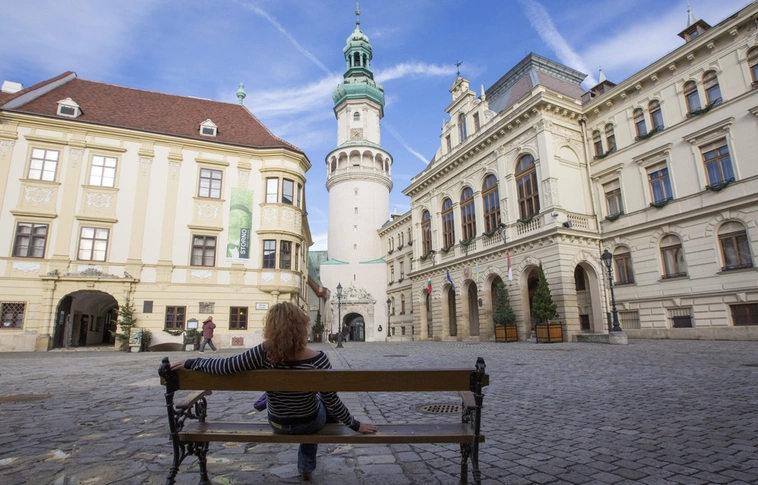 Sopronban betiltják a dohányzást