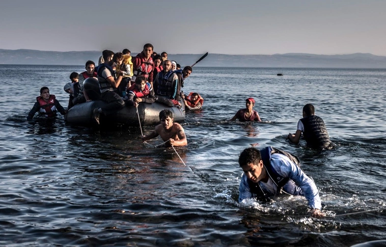 Szlovén kormányfő szerint a migránsok az Adriai-tengeren keresztül érkeznek Szlovéniába