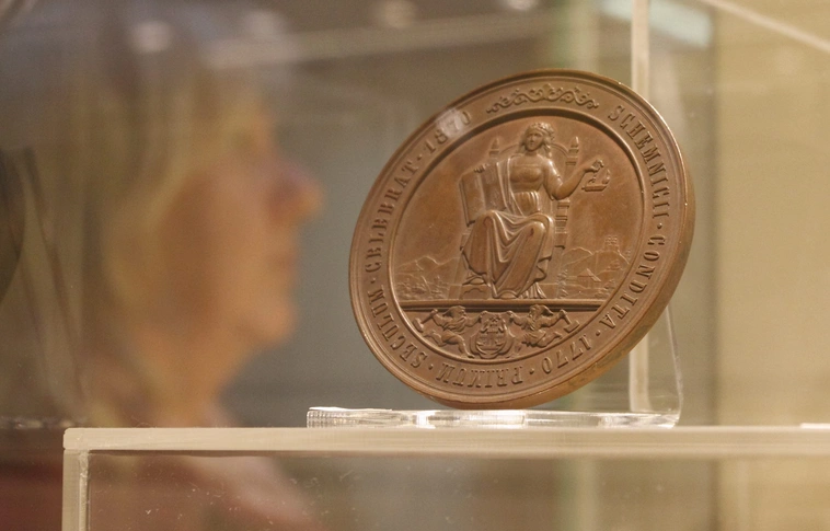 70 éves a forint - vándorkiállítás nyílt a Miskolci Egyetemen