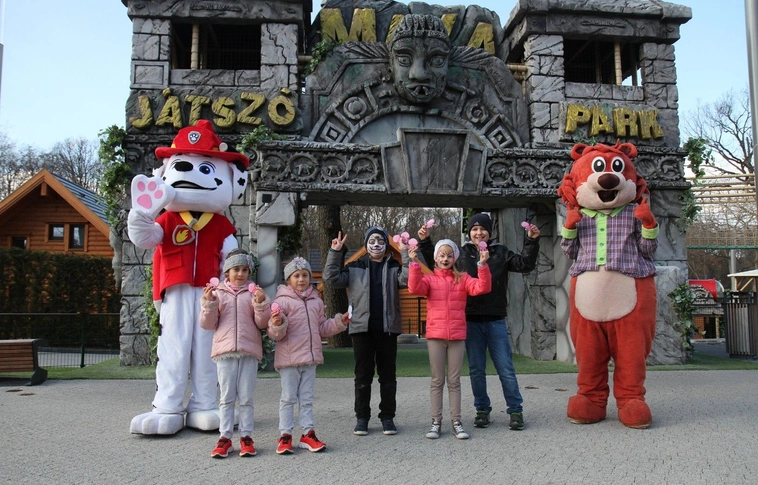 SpongyaBobbal indul a tavasz az Avalon Parkban