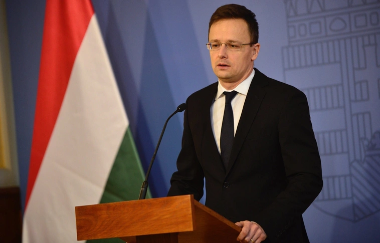 Veronai baleset - Szijjártó: egy sérült életveszélyes, kettő nagyon súlyos állapotban van