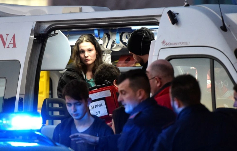 Vasárnap hazaengedhetik a könnyebb sérülteket