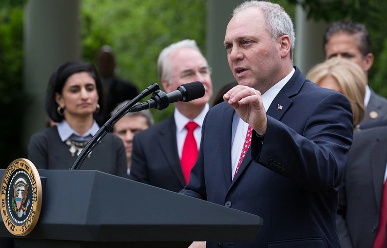 Meglőttek egy vezető republikánus képviselőt Washington közelében