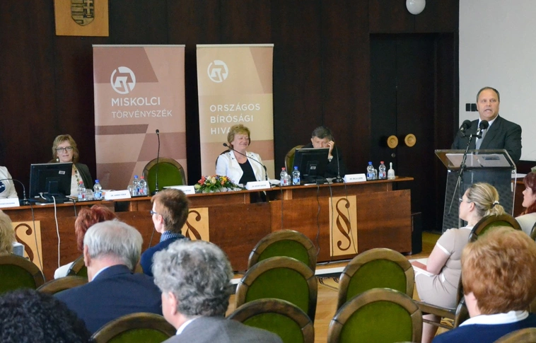 Független, időszerű és magas szintű ítélkezés a Miskolci Törvényszéken