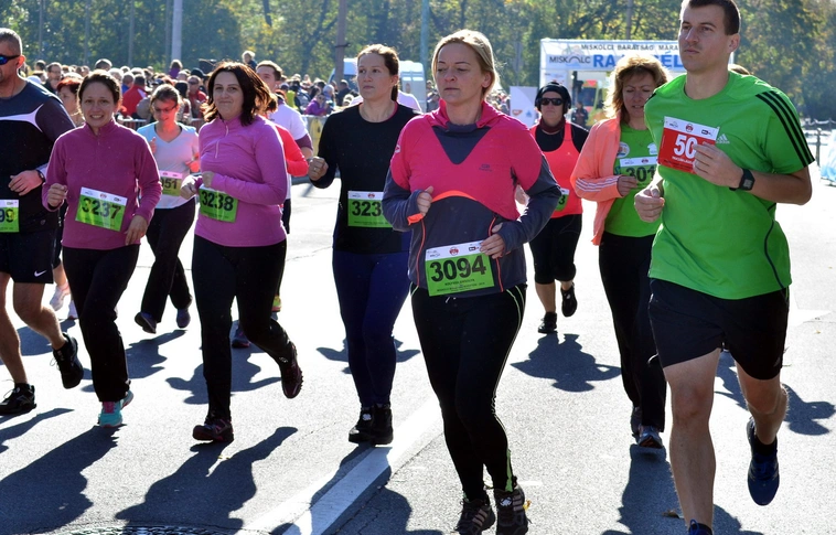 Útlezárások lesznek a barátság maraton idején
