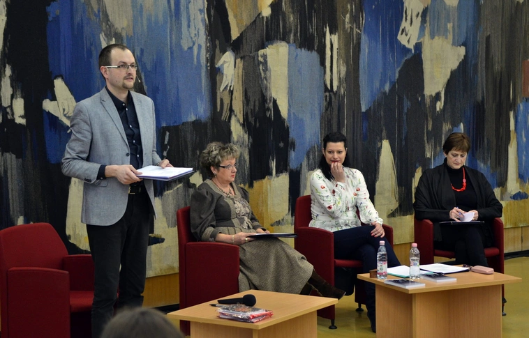 Tizenhárom éves lett az Irodalmi Rádió
