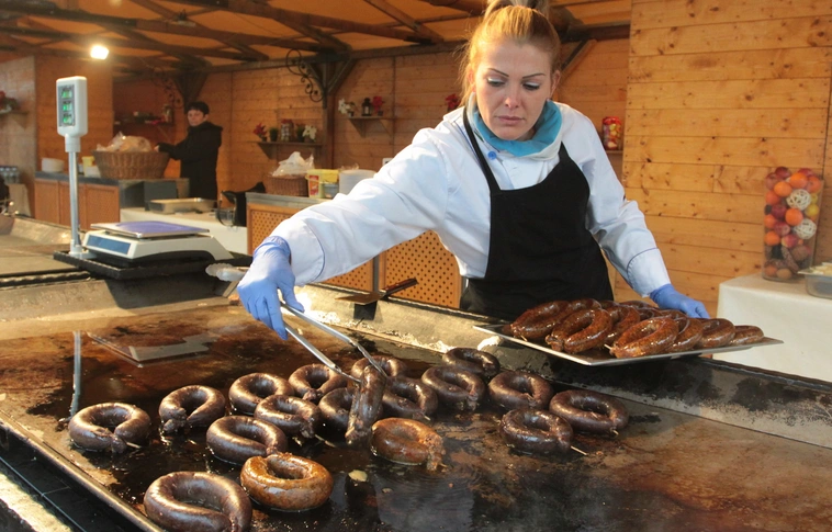 Kora délutáni helyzetkép a Kocsonya Farsangról