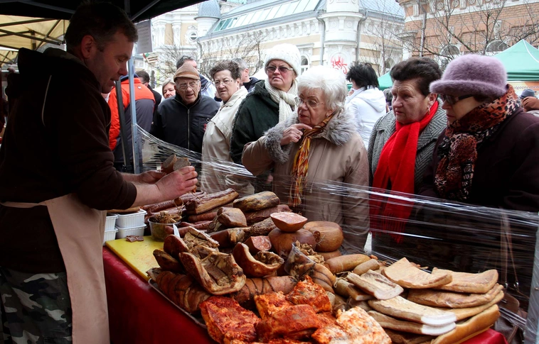 Evett már szalonnás bonbont? A termelői napon ilyen is volt