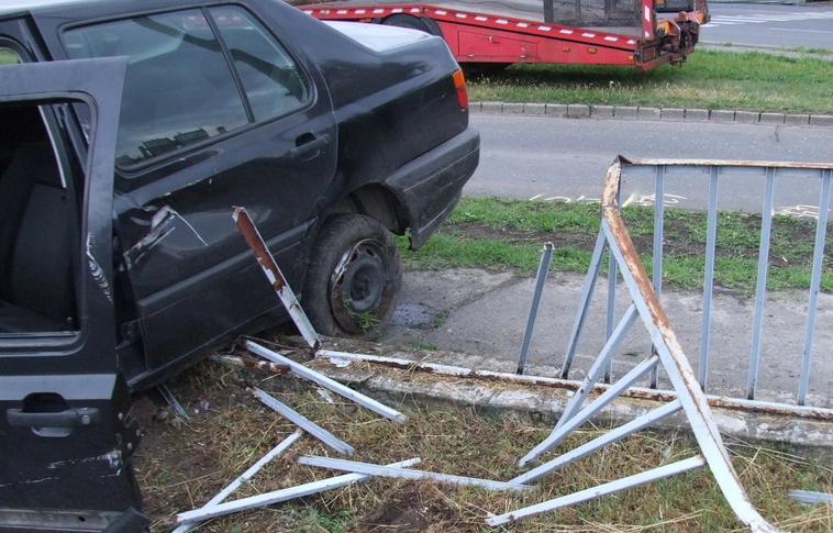 Sokat kiszűrtek, mielőtt még a kerítés fogta volna meg