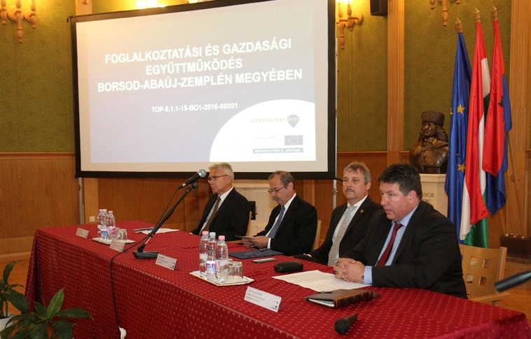 Megyei foglalkoztatási paktum: öt év alatt ötezer ember juthat munkához