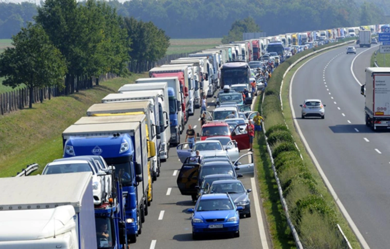 A 3,5 tonna feletti járműveknek díjköteles lett a székesfehérvári elkerülő új szakasza