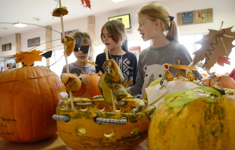 Halloween tökök kiállítása a Fazekasban