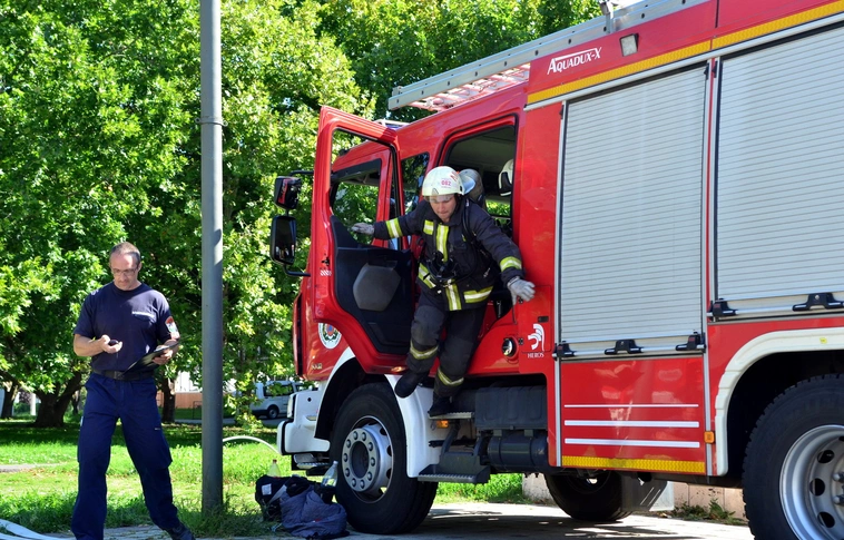 A tűzoltók felkészülten várják a tűzijátékot