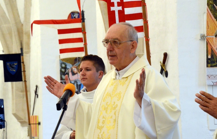 Búcsút tartottak a várban