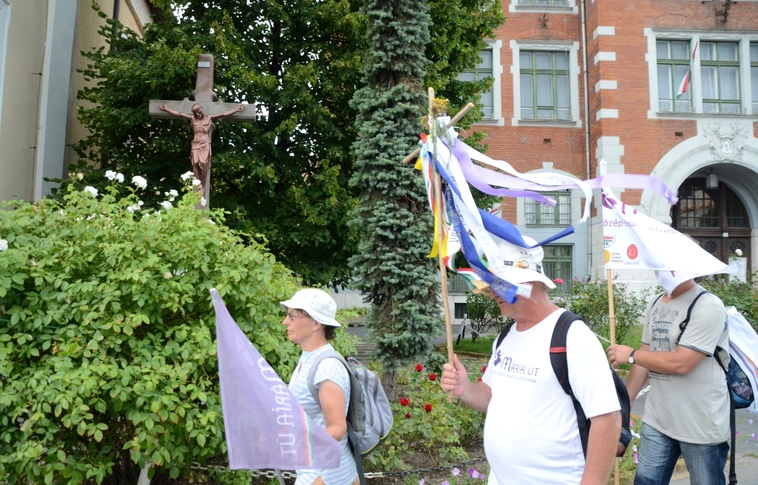 Miskolcon a Mária út zarándokai