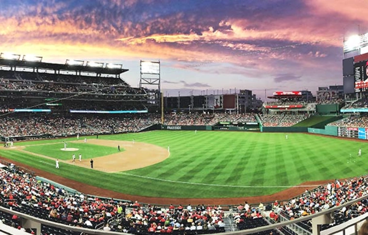 Washingtonban megtartották a republikánus és demokrata párti törvényhozók baseball-meccsét