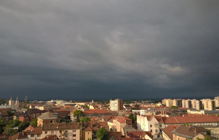 Változóan felhős időre számíthatunk vasárnap, záporokkal