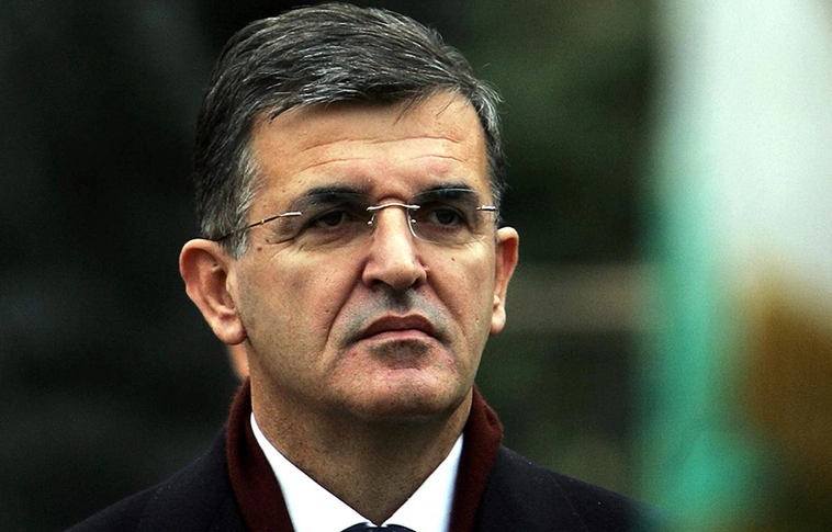 Már az Interpol is körözi a volt szerb-montenegrói elnököt