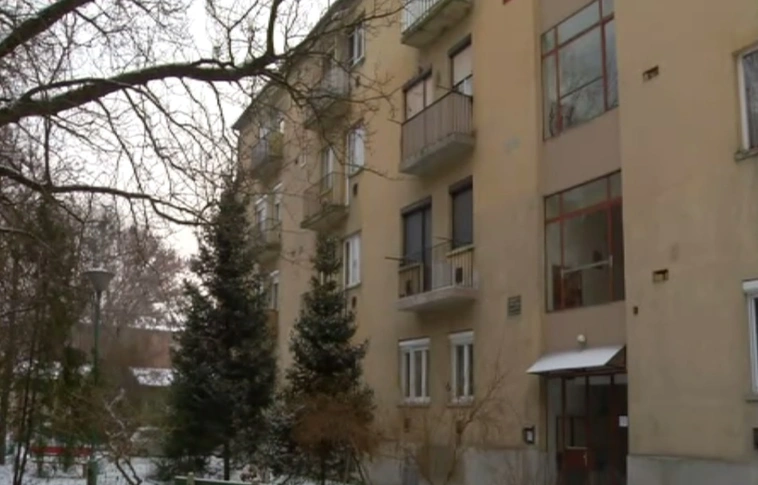 Elengedhetik a romániai lakóközösségek a három év alatti gyerekek után fizetendő közös költséget