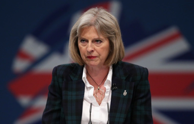 Az európai sajtó Theresa May személyes vereségéről ír
