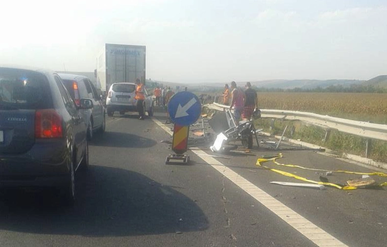 Hármas karambol miatt mintegy nyolc kilométeres torlódás van az M7-esen