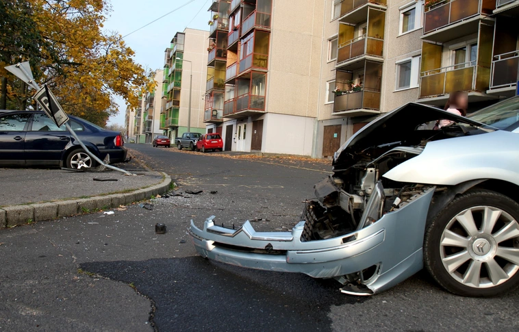 Hatalmas csattanás rázta fel az ebéd után pihenőket