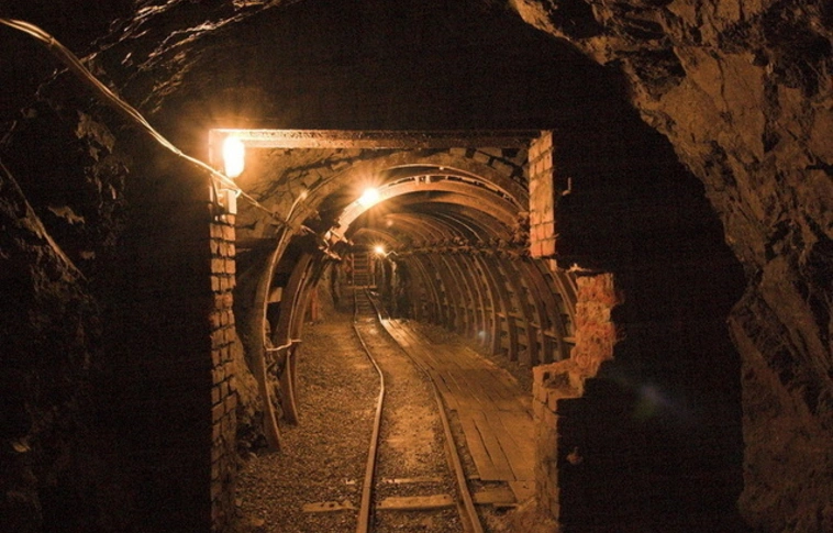 Aradszki: sikertörténet a bányászati koncessziós pályázatok kiírása