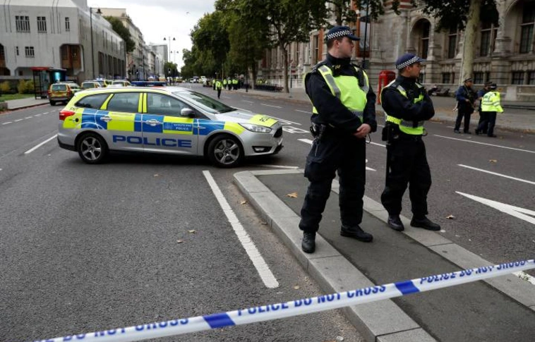 Tizenegy sérült Londonban, a rendőrség szerint közlekedési baleset történt (Frissítve)