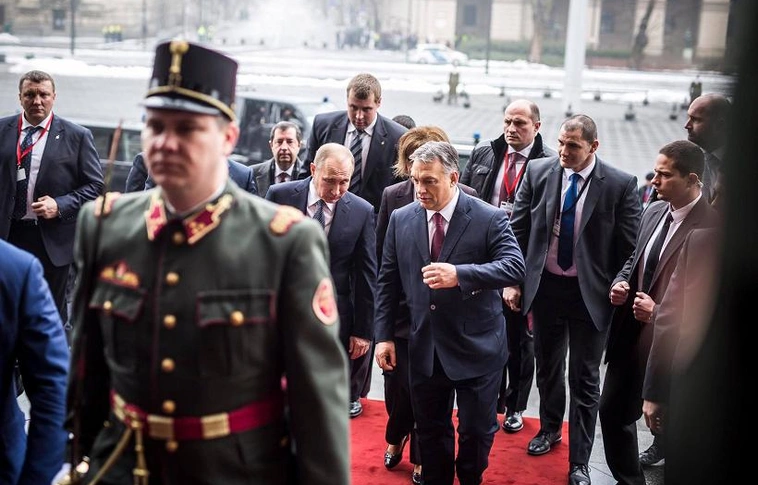Vlagyimir Putyin Budapestre látogat