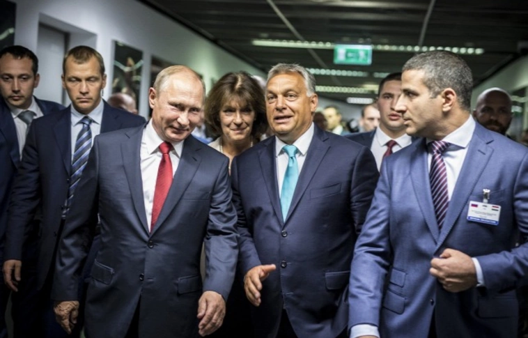Putyin Orbánnak küldött újévi üzenetében a kétoldalú viszony fejlődését méltatta