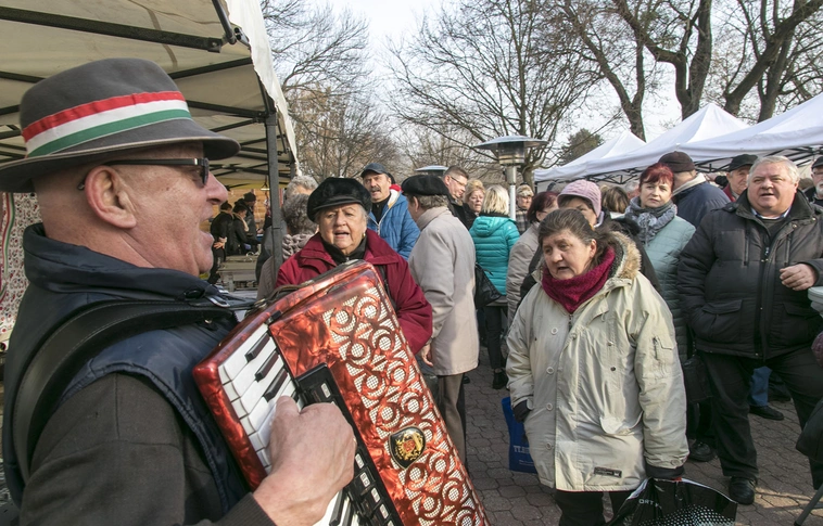 Disznótorossal elevenítették fel a hagyományokat Hejőcsabán (Képgaléria)
