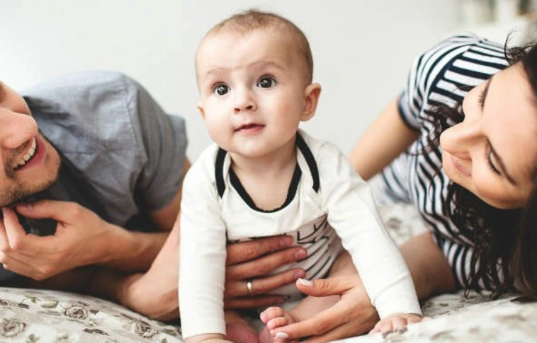 Emmi: korábban érkeznek a novemberi családtámogatások