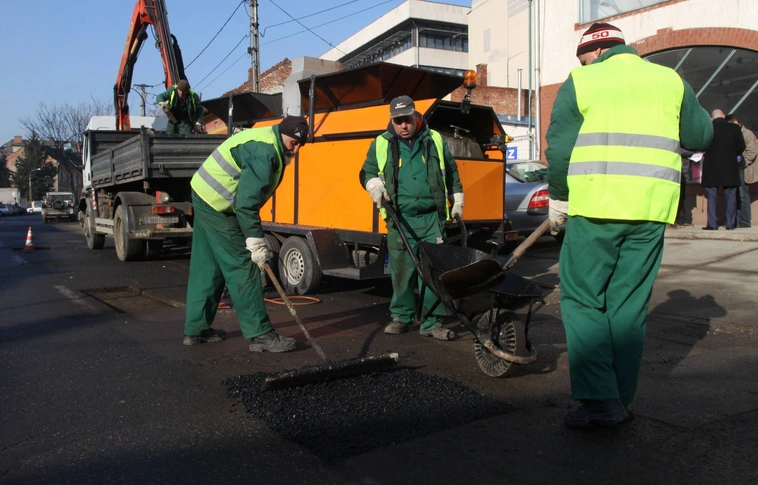 Miskolcon is kezdődik a nagy felületű útfelújítás