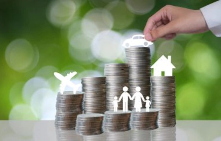 A fiatalok csaknem felének van megtakarítása egy felmérés szerint