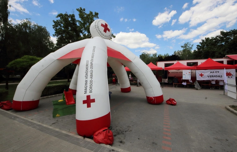 Miskolcon is lesz Retro Véradás