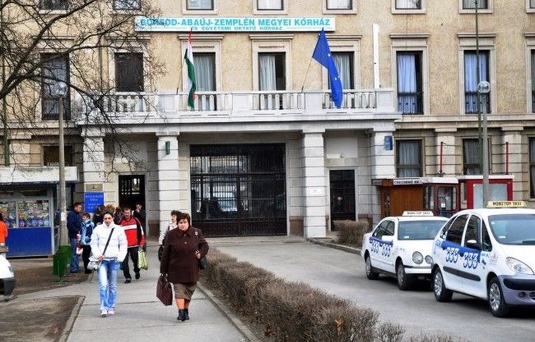 Feloldották a látogatási tilalmat a B.-A.-Z. Megyei Központi Kórházban