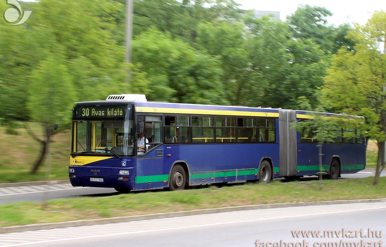 Időlegesen vonatokhoz igazítják a 30-as autóbusz menetrendjét