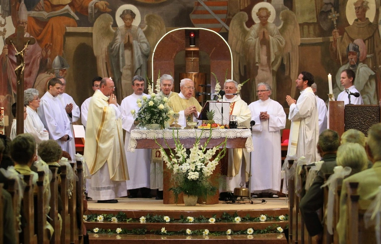 Gyémántmise a selyemréti Szent István templomban